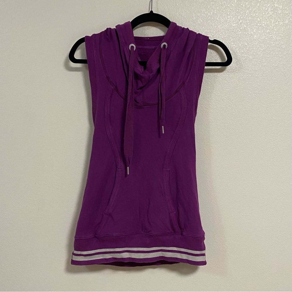 Lululemon Tank Top Women’s Size 4 Purple Flashback Halter Tank Vest Hoodie